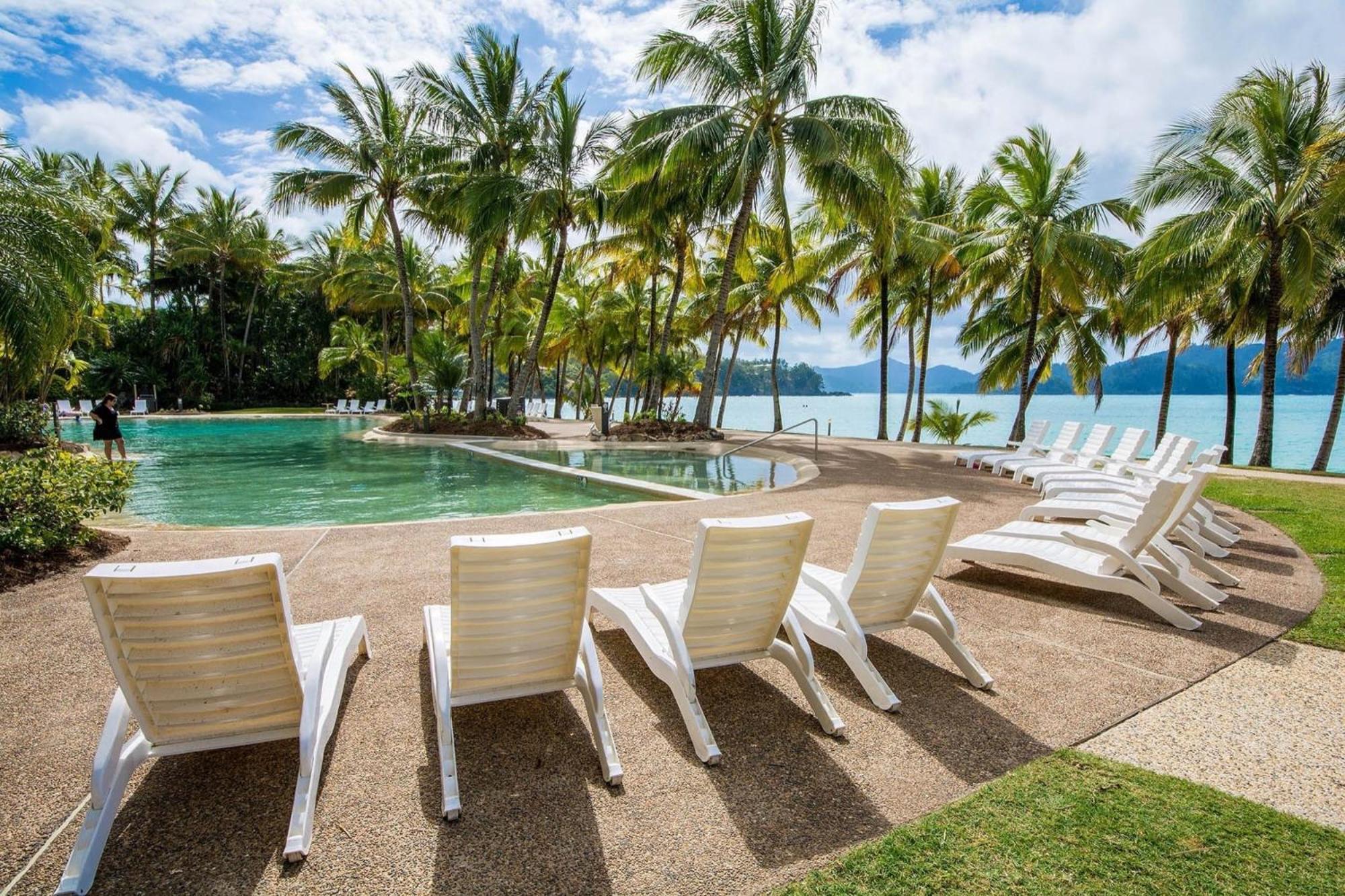 Beachfront Hamilton Island Exteriör bild