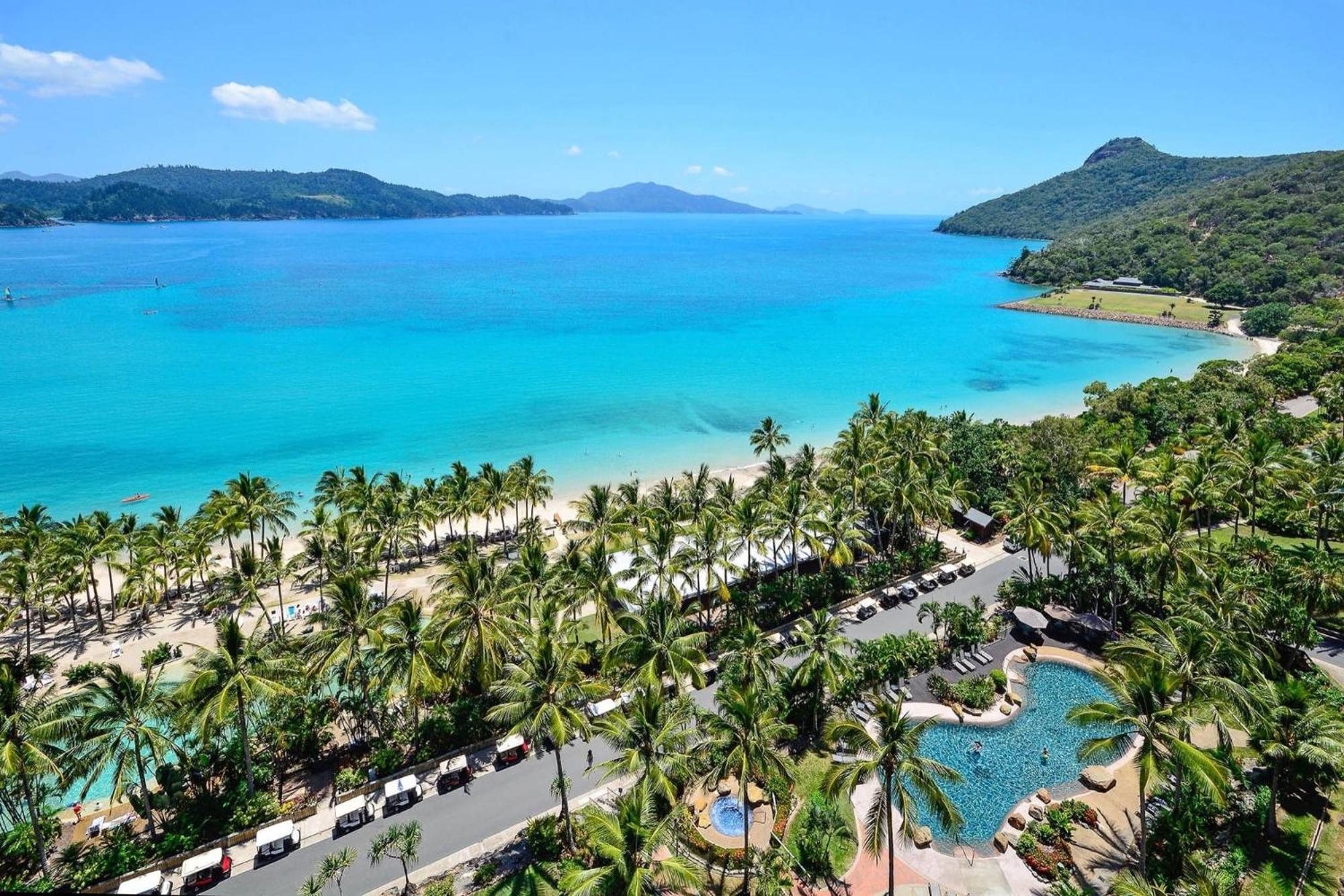 Beachfront Hamilton Island Exteriör bild