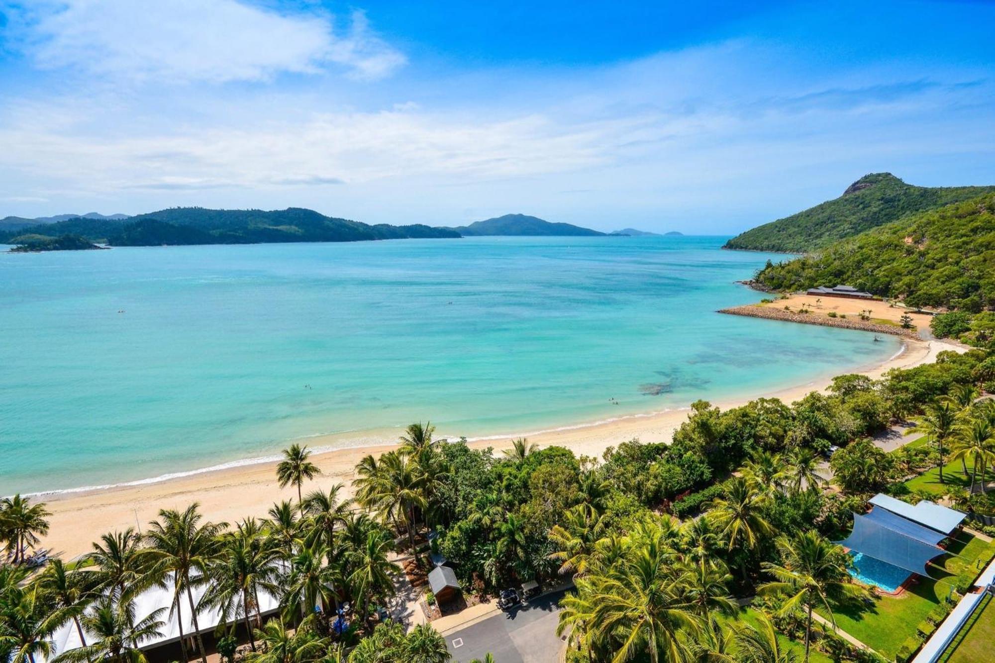 Beachfront Hamilton Island Exteriör bild